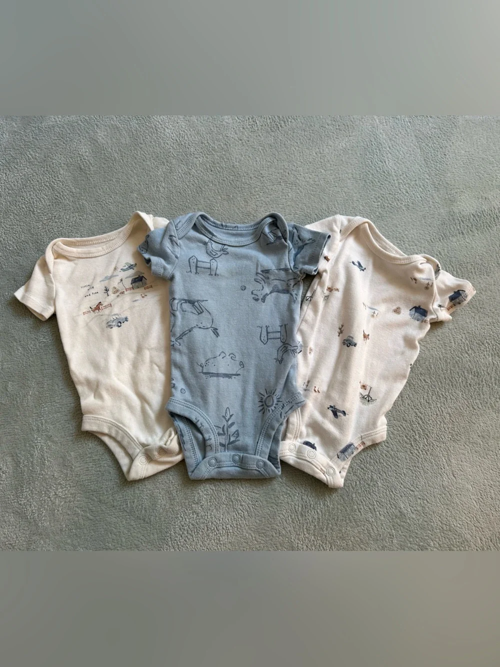 Carter’s Newborn Baby Outfit Bundle - Picture 2 of 8